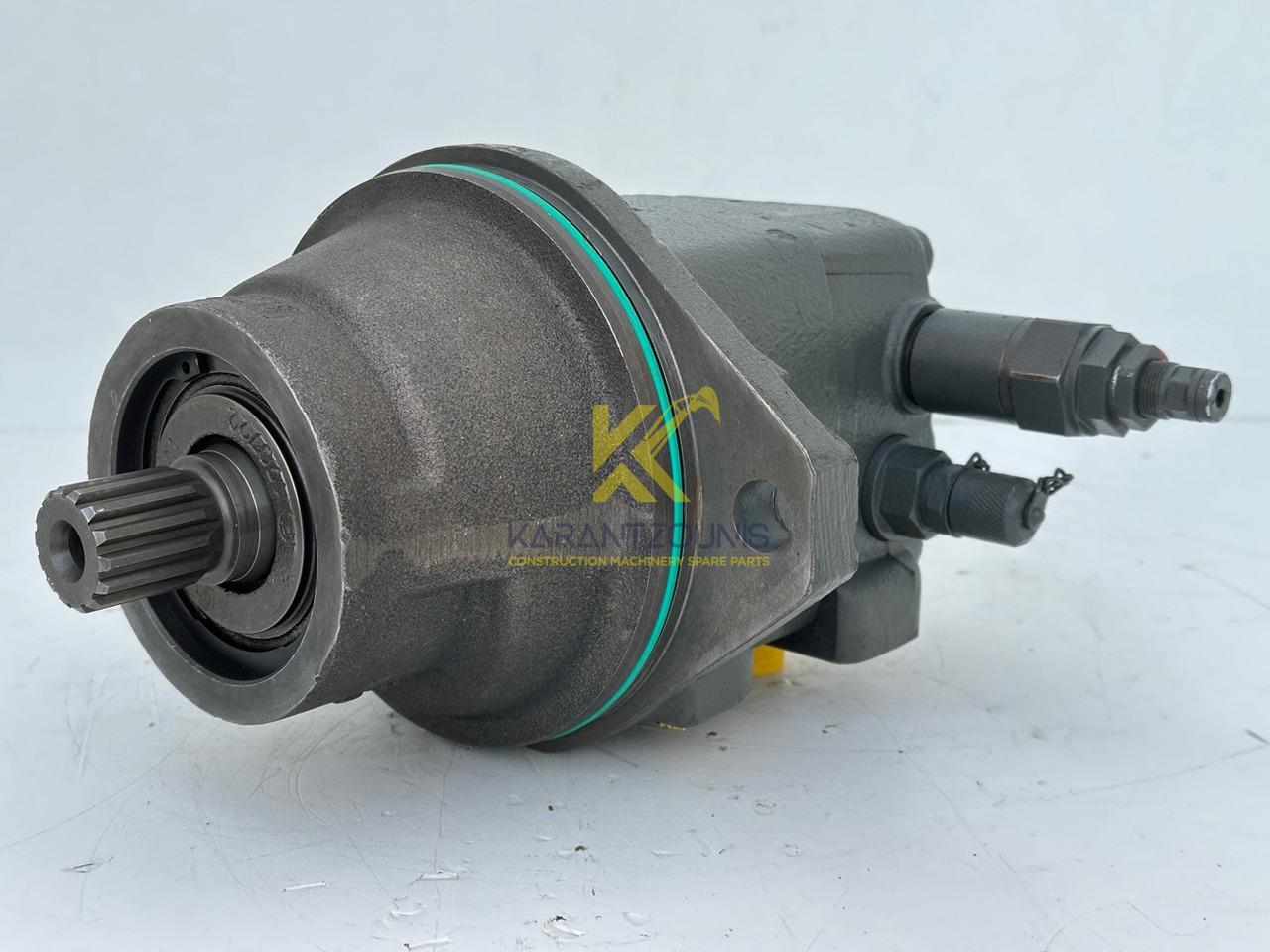 Liebherr Original Hydraulikeinbaumotor Typ:FMF045. ID-Nr.12464216. R914 RAIL, R914 COMP, R914 K-S, R914 K-STD, R918, R918LC, R918NLC, R918 XLC, R920 K-LC, R920 K-NLC. #12464216.25879# - Pagrieziena reduktors - Celtniecības tehnika: foto 3 Liebherr Original Hydraulikeinbaumotor Typ:FMF045. ID-Nr.12464216. R914 RAIL, R914 COMP, R914 K-S, R914 K-STD, R918, R918LC, R918NLC, R918 XLC, R920 K-LC, R920 K-NLC. #12464216.25879# - Pagrieziena reduktors - Celtniecības tehnika: foto 3