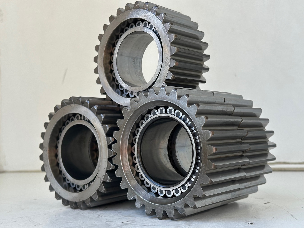 Liebherr Planetenrad ID-Nr.90024935. FAT400P112 - FAT400P130 - FAT400P139. R926, R928, R930, R934, R936, R938, R940, R944, R946, R950 T. #90024935.01.51139# - Pārnesumkārba - Celtniecības tehnika: foto 2 Liebherr Planetenrad ID-Nr.90024935. FAT400P112 - FAT400P130 - FAT400P139. R926, R928, R930, R934, R936, R938, R940, R944, R946, R950 T. #90024935.01.51139# - Pārnesumkārba - Celtniecības tehnika: foto 2