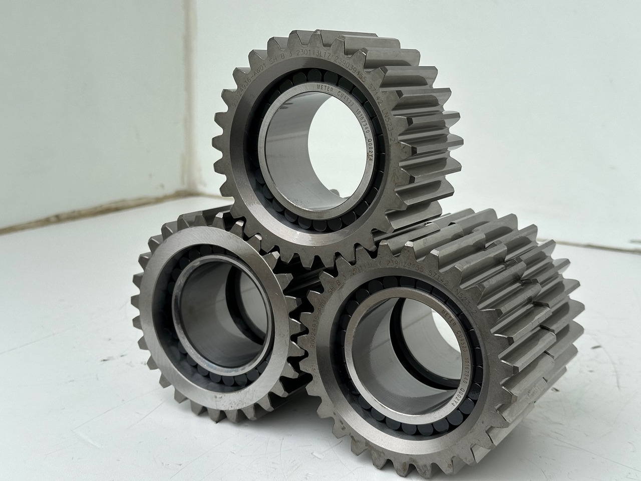 Liebherr Planetenrad ID-Nr.90024935. FAT400P112 - FAT400P130 - FAT400P139. R926, R928, R930, R934, R936, R938, R940, R944, R946, R950 T. #90024935.20.02# - Transmisija - Celtniecības tehnika: foto 1 Liebherr Planetenrad ID-Nr.90024935. FAT400P112 - FAT400P130 - FAT400P139. R926, R928, R930, R934, R936, R938, R940, R944, R946, R950 T. #90024935.20.02# - Transmisija - Celtniecības tehnika: foto 1