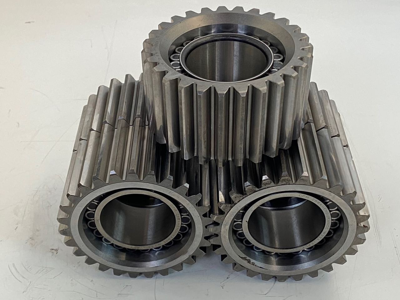 Liebherr Planetenrad ID-Nr.90205840. FAT350P126 - FAT350P138. R920 - R922 - R924 - R925 - R926 - R930 T. #PL13.01# - Sānpārvads - Celtniecības tehnika: foto 4 Liebherr Planetenrad ID-Nr.90205840. FAT350P126 - FAT350P138. R920 - R922 - R924 - R925 - R926 - R930 T. #PL13.01# - Sānpārvads - Celtniecības tehnika: foto 4