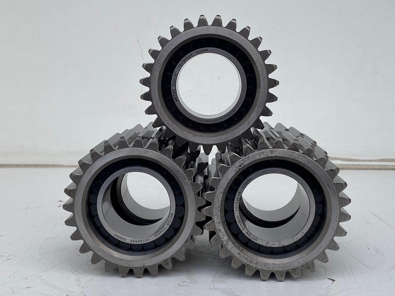 Liebherr Planetenrad ID-Nr.90205840. FAT350P126 - FAT350P138. R920 - R922 - R924 - R925 - R926 - R930 T. #PL24.02.1# - Sānpārvads - Celtniecības tehnika: foto 4 Liebherr Planetenrad ID-Nr.90205840. FAT350P126 - FAT350P138. R920 - R922 - R924 - R925 - R926 - R930 T. #PL24.02.1# - Sānpārvads - Celtniecības tehnika: foto 4