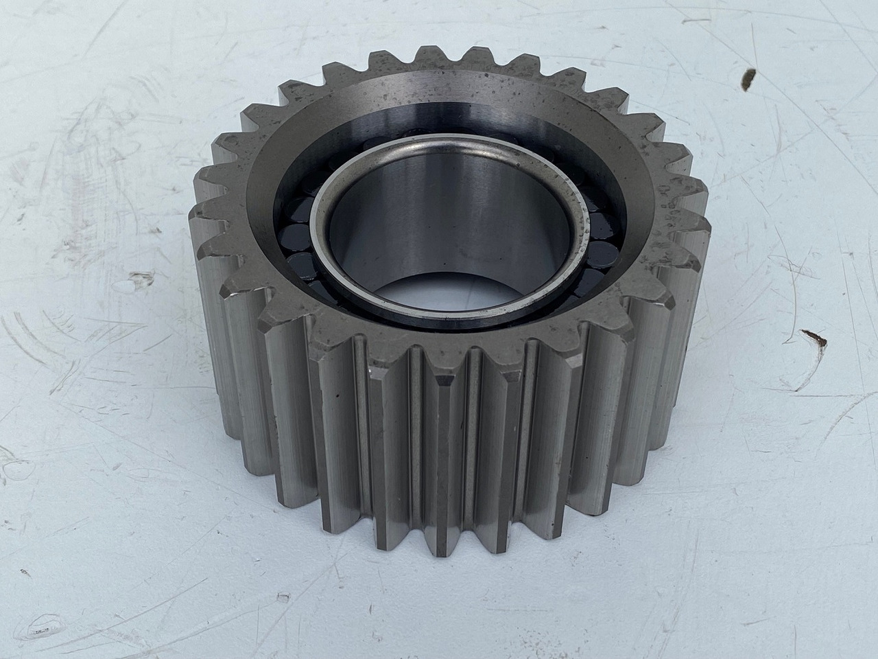 Liebherr Planetenrad ID-Nr.90205840. FAT350P126 - FAT350P138. R920 - R922 - R924 - R925 - R926 - R930 T. #PL25.02.2# - Sānpārvads - Celtniecības tehnika: foto 2 Liebherr Planetenrad ID-Nr.90205840. FAT350P126 - FAT350P138. R920 - R922 - R924 - R925 - R926 - R930 T. #PL25.02.2# - Sānpārvads - Celtniecības tehnika: foto 2