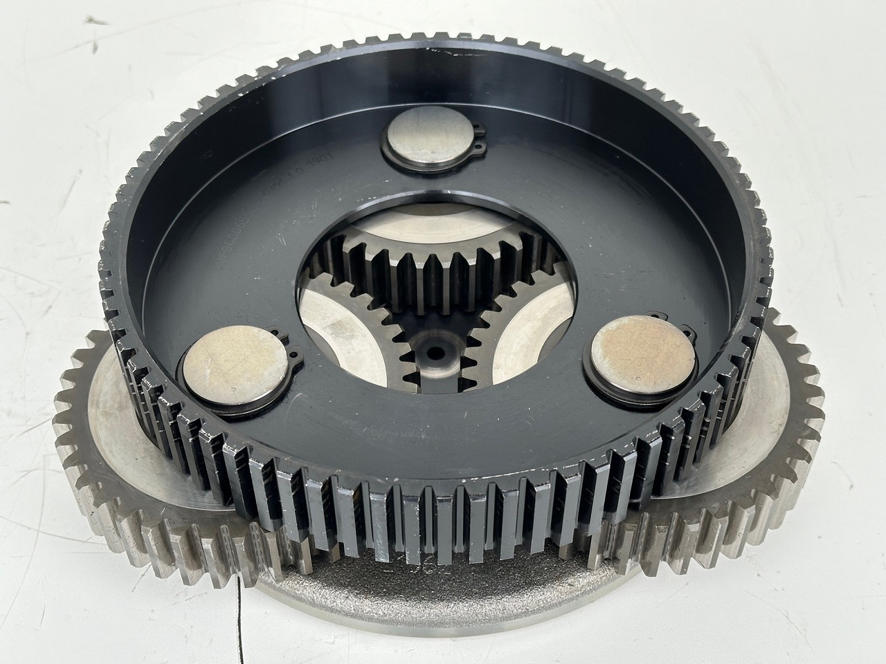 Liebherr Planetenträger ID-Nr.90006547 mit Planetenrad ID-Nr.90209187 und Lamellenträger ID-Nr.90006550. #LA.PL.PA.137239# - Pagrieziena reduktors - Celtniecības tehnika: foto 1 Liebherr Planetenträger ID-Nr.90006547 mit Planetenrad ID-Nr.90209187 und Lamellenträger ID-Nr.90006550. #LA.PL.PA.137239# - Pagrieziena reduktors - Celtniecības tehnika: foto 1