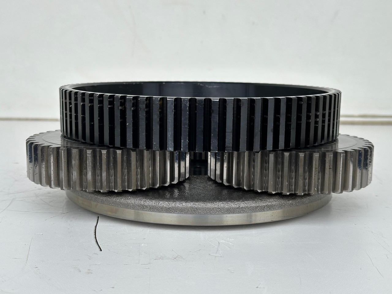 Liebherr Planetenträger ID-Nr.90006547 mit Planetenrad ID-Nr.90209187 und Lamellenträger ID-Nr.90006550. #LA.PL.PA.137239# - Pagrieziena reduktors - Celtniecības tehnika: foto 3 Liebherr Planetenträger ID-Nr.90006547 mit Planetenrad ID-Nr.90209187 und Lamellenträger ID-Nr.90006550. #LA.PL.PA.137239# - Pagrieziena reduktors - Celtniecības tehnika: foto 3