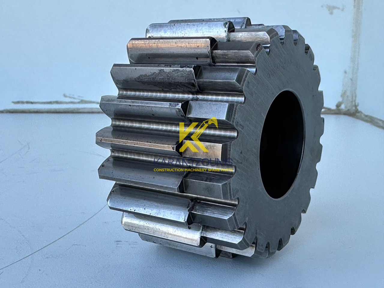 Liebherr Sonnenrad ID-Nr.90002821. FAT400P112, FAT400P130, FAT400P139. R926, R928, R930, R934, R936, R938, R940, R944, R946, R950 T. #90002821.06.08.01# - Sānpārvads - Ekskavators: foto 1 Liebherr Sonnenrad ID-Nr.90002821. FAT400P112, FAT400P130, FAT400P139. R926, R928, R930, R934, R936, R938, R940, R944, R946, R950 T. #90002821.06.08.01# - Sānpārvads - Ekskavators: foto 1