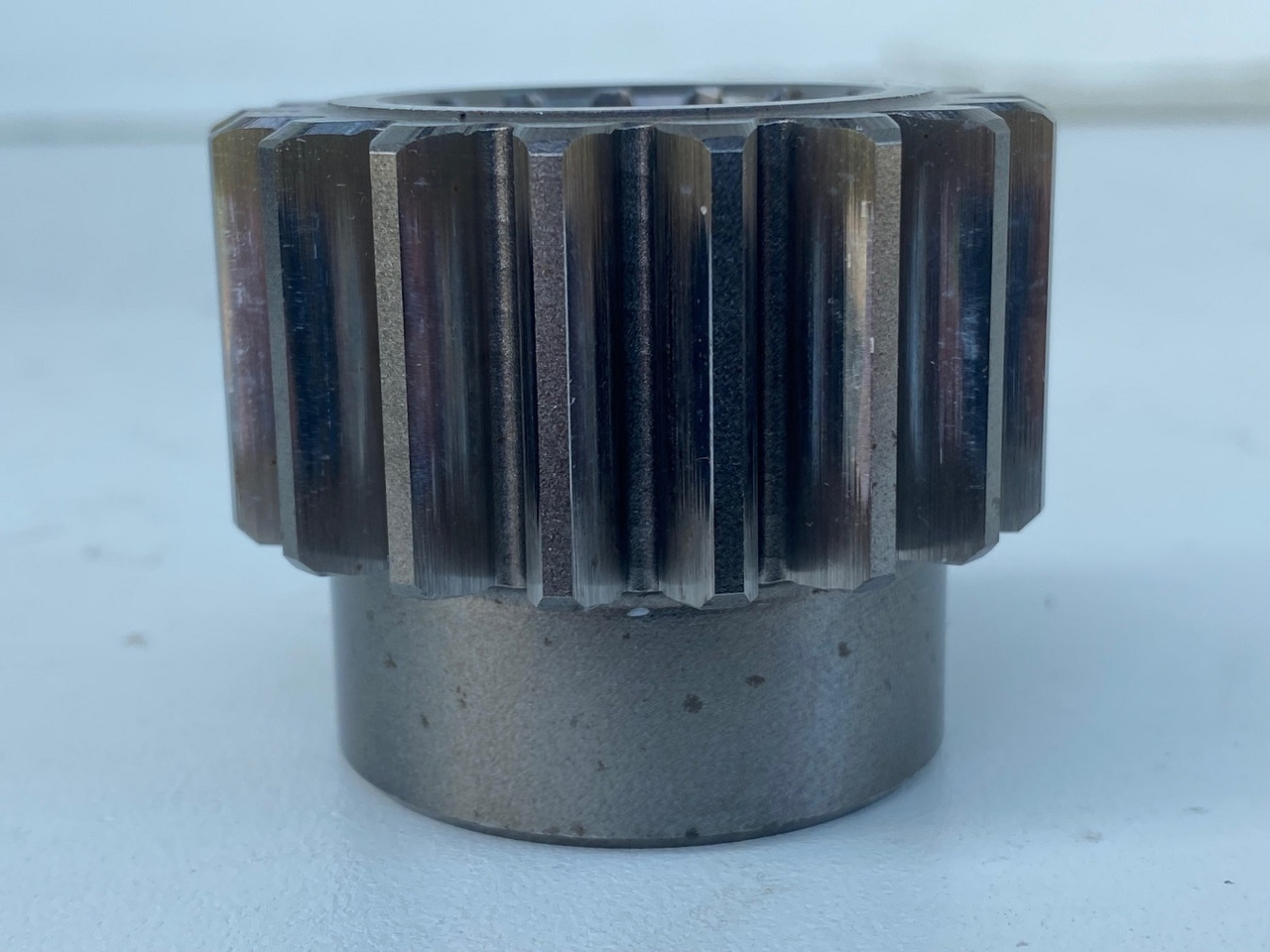 Liebherr Sonnenrad ID-Nr.90209644. SAT250/278, SAT250/287. A913 COMP, A914 COMP, A914, A916 COMP, A916, A918 COMP, A918, A920, A922 RAIL, A924 RAIL, LH18, LH22, LH24, LH26, R914 COMP, R914 RAIL, R9 - Pagrieziena reduktors - Kāpurķēžu ekskavators: foto 4 Liebherr Sonnenrad ID-Nr.90209644. SAT250/278, SAT250/287. A913 COMP, A914 COMP, A914, A916 COMP, A916, A918 COMP, A918, A920, A922 RAIL, A924 RAIL, LH18, LH22, LH24, LH26, R914 COMP, R914 RAIL, R9 - Pagrieziena reduktors - Kāpurķēžu ekskavators: foto 4