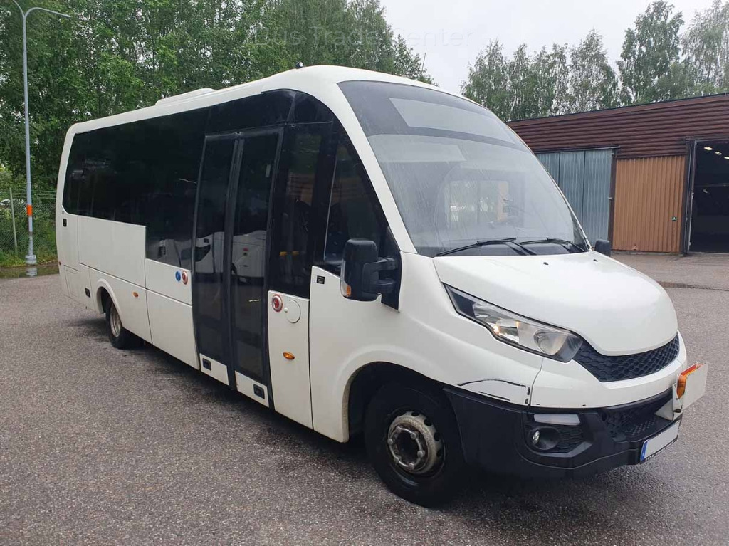 IVECO Rosero FIRST - Mikroautobuss, Pasažieru furgons: foto 1 IVECO Rosero FIRST - Mikroautobuss, Pasažieru furgons: foto 1