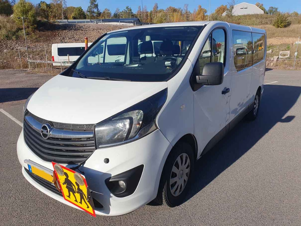 OPEL Vivaro-B - Mikroautobuss, Pasažieru furgons: foto 4 OPEL Vivaro-B - Mikroautobuss, Pasažieru furgons: foto 4