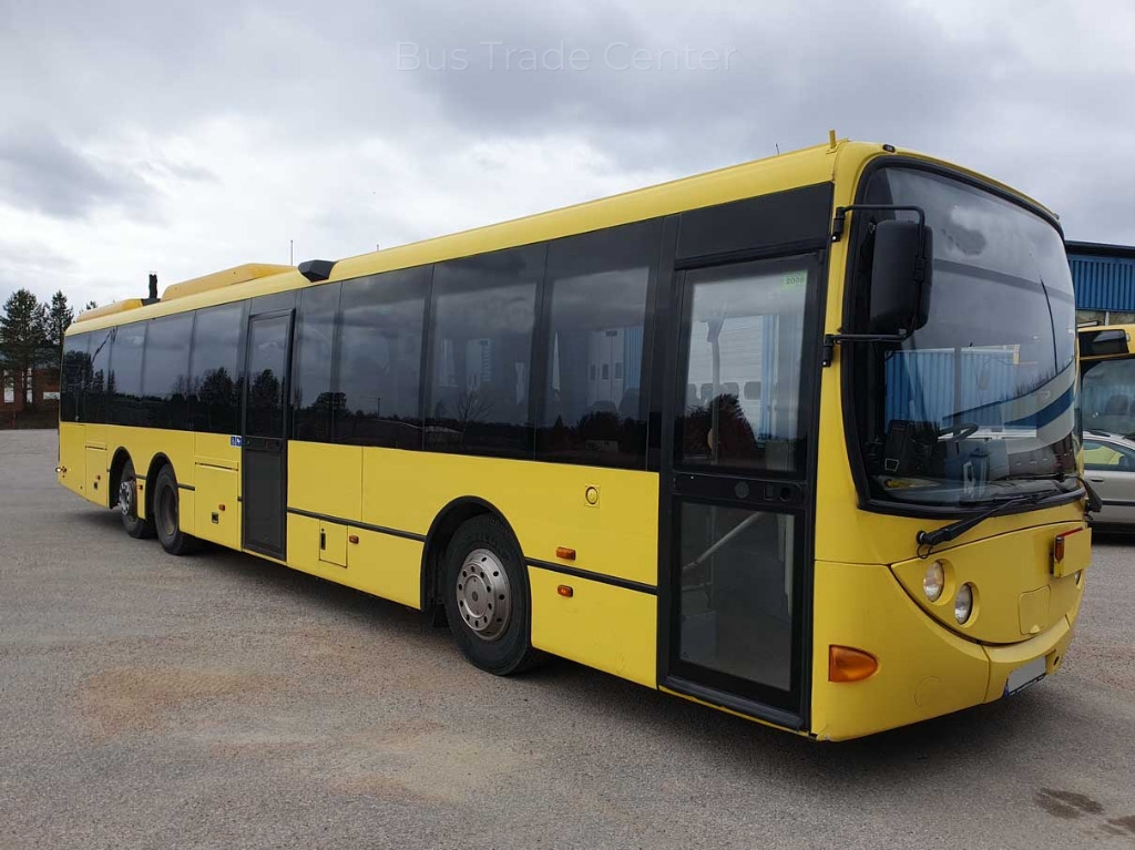 SCANIA Scala K 280UB - Piepilsētas autobuss: foto 1 SCANIA Scala K 280UB - Piepilsētas autobuss: foto 1