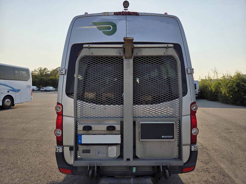 VOLKSWAGEN CRAFTER 50 LR // lift - Mikroautobuss, Pasažieru furgons: foto 5 VOLKSWAGEN CRAFTER 50 LR // lift - Mikroautobuss, Pasažieru furgons: foto 5