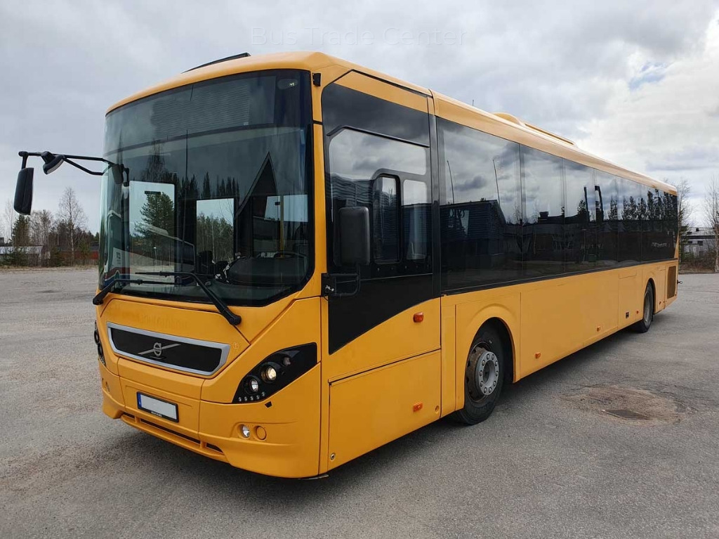 VOLVO 8900 B8RLE - Piepilsētas autobuss: foto 4 VOLVO 8900 B8RLE - Piepilsētas autobuss: foto 4