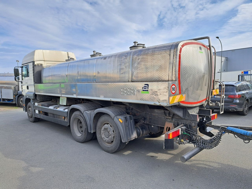 MAN TGA 03 26.413 FNLLW Wasserfahrzeug (Nr. 5726) - Autocisterna: foto 4 MAN TGA 03 26.413 FNLLW Wasserfahrzeug (Nr. 5726) - Autocisterna: foto 4