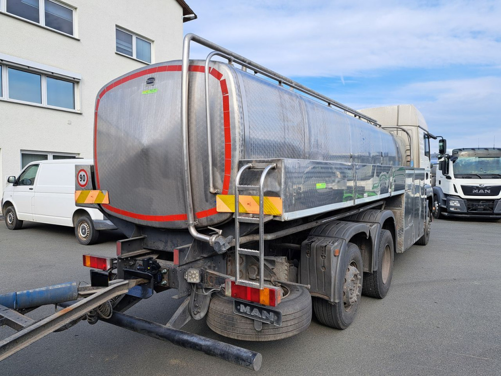 MAN TGA 03 26.413 FNLLW Wasserfahrzeug (Nr. 5726) - Autocisterna: foto 5 MAN TGA 03 26.413 FNLLW Wasserfahrzeug (Nr. 5726) - Autocisterna: foto 5
