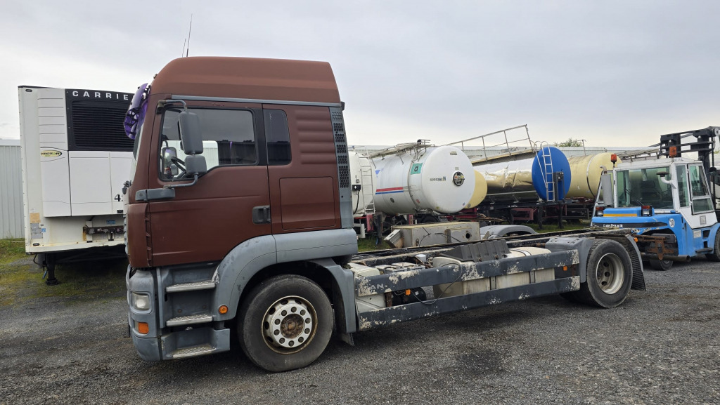 MAN TGA 18.430 4x2 (Nr. 6167) - Šasija kravas automašīna: foto 2 MAN TGA 18.430 4x2 (Nr. 6167) - Šasija kravas automašīna: foto 2