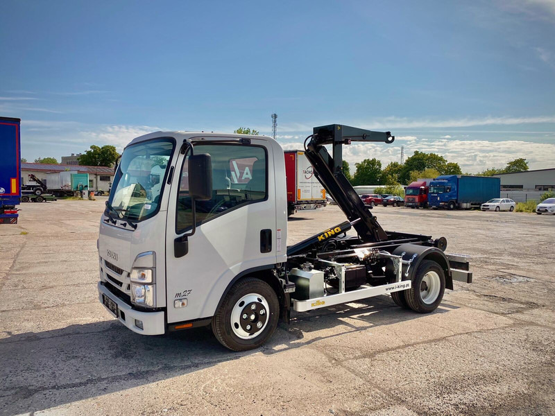 Isuzu M27 - Pacēlājs ar āķi: foto 2 Isuzu M27 - Pacēlājs ar āķi: foto 2