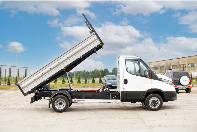 Iveco Daily 50C18 - Komercauto pašizgāzējs: foto 2 Iveco Daily 50C18 - Komercauto pašizgāzējs: foto 2