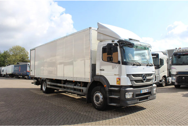 Mercedes-Benz Axor 1824 * EURO5 * 4X2 * - Kravas automašīna ar slēgto virsbūvi: foto 4 Mercedes-Benz Axor 1824 * EURO5 * 4X2 * - Kravas automašīna ar slēgto virsbūvi: foto 4