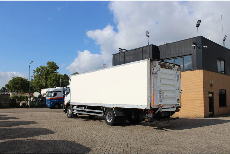 Mercedes-Benz Axor 1824 * EURO5 * 4X2 * - Kravas automašīna ar slēgto virsbūvi: foto 2 Mercedes-Benz Axor 1824 * EURO5 * 4X2 * - Kravas automašīna ar slēgto virsbūvi: foto 2