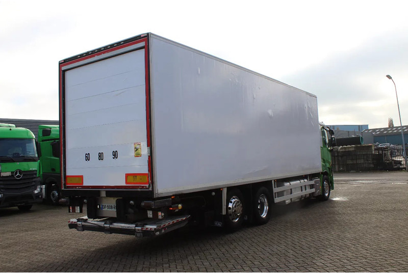 Renault T430 * RETARDER * EURO6 * CHEREAU * THERMO KING T-1200R * 6X2 * - Kravas automašīna refrižerators: foto 3 Renault T430 * RETARDER * EURO6 * CHEREAU * THERMO KING T-1200R * 6X2 * - Kravas automašīna refrižerators: foto 3