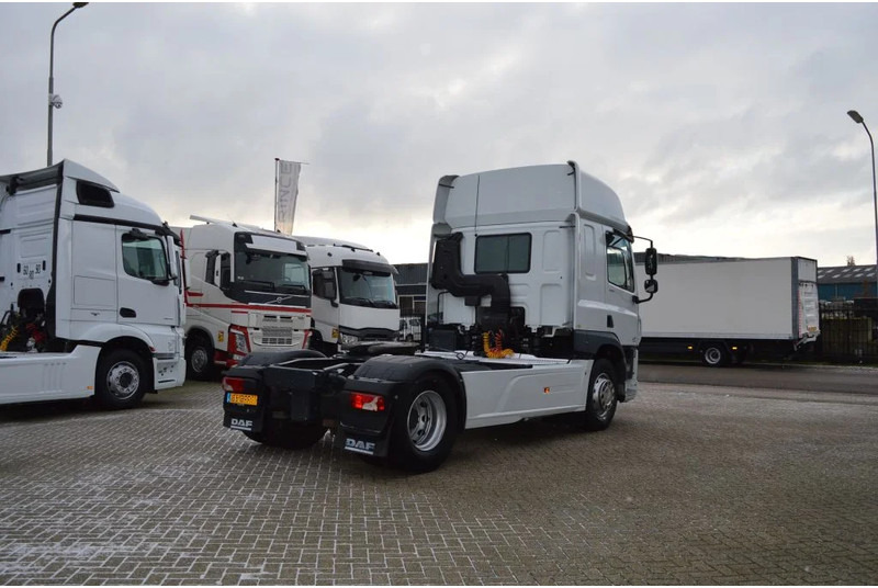 DAF CF 440 * EURO6 * 4X2 * NL TRUCK * - Vilcējs: foto 4 DAF CF 440 * EURO6 * 4X2 * NL TRUCK * - Vilcējs: foto 4