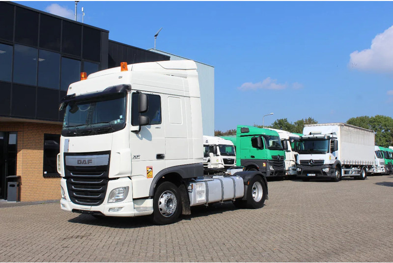 DAF XF 460 * EURO6 * 4X2 * 2 BIG TANK * - Vilcējs: foto 1 DAF XF 460 * EURO6 * 4X2 * 2 BIG TANK * - Vilcējs: foto 1