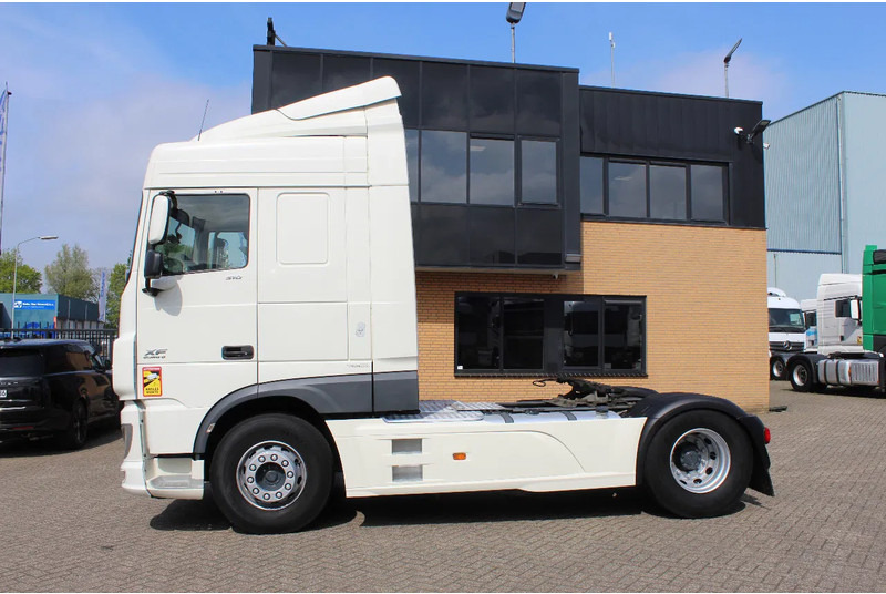DAF XF 510 * RETARDER * 4X2 * ADR * - Vilcējs: foto 2 DAF XF 510 * RETARDER * 4X2 * ADR * - Vilcējs: foto 2