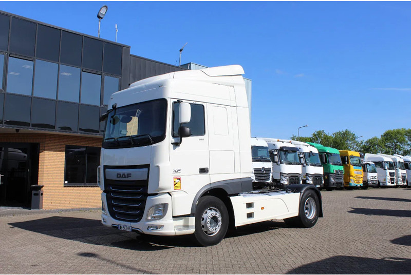 DAF XF 510 * RETARDER * 4X2 * ADR * - Vilcējs: foto 1 DAF XF 510 * RETARDER * 4X2 * ADR * - Vilcējs: foto 1