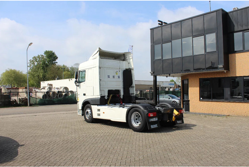DAF XF 510 * RETARDER * 4X2 * - Vilcējs: foto 3 DAF XF 510 * RETARDER * 4X2 * - Vilcējs: foto 3