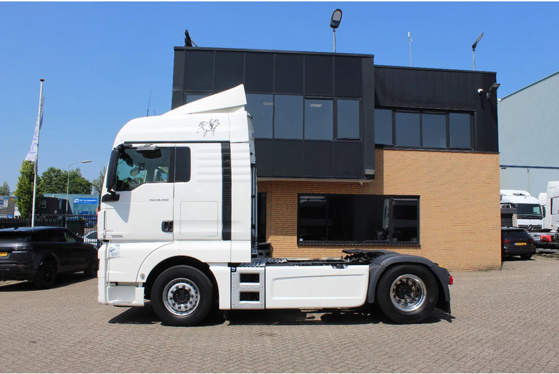 MAN TGX 18.500 * RETARDER * 4X2 * FULL SPOILER * - Vilcējs: foto 2 MAN TGX 18.500 * RETARDER * 4X2 * FULL SPOILER * - Vilcējs: foto 2