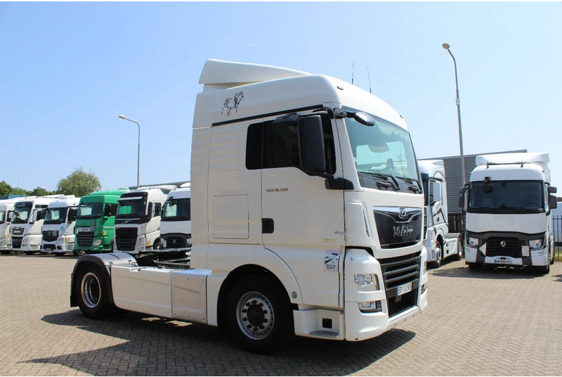 MAN TGX 18.500 * RETARDER * 4X2 * FULL SPOILER * - Vilcējs: foto 5 MAN TGX 18.500 * RETARDER * 4X2 * FULL SPOILER * - Vilcējs: foto 5