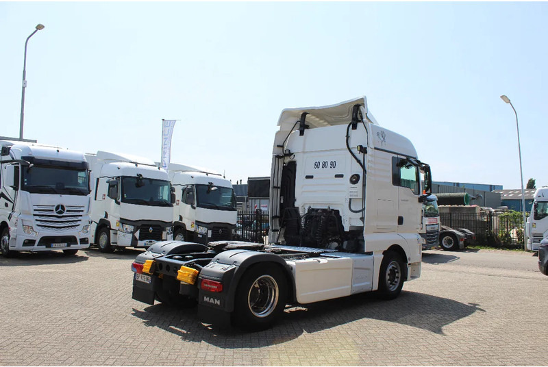 MAN TGX 18.500 * RETARDER * 4X2 * FULL SPOILER * - Vilcējs: foto 4 MAN TGX 18.500 * RETARDER * 4X2 * FULL SPOILER * - Vilcējs: foto 4