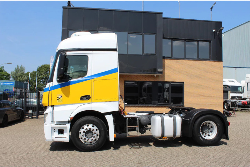 Mercedes-Benz Actros 1843 * RETARDER * 4X2 * - Vilcējs: foto 2 Mercedes-Benz Actros 1843 * RETARDER * 4X2 * - Vilcējs: foto 2