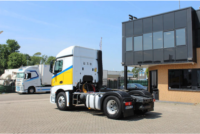 Mercedes-Benz Actros 1843 * RETARDER * 4X2 * - Vilcējs: foto 3 Mercedes-Benz Actros 1843 * RETARDER * 4X2 * - Vilcējs: foto 3