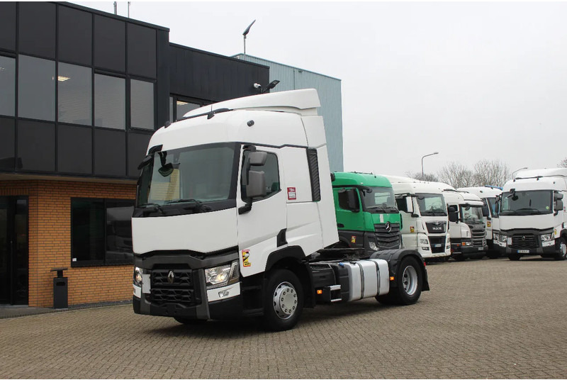 Renault T440 * 2 TANK * 4x2 * - Vilcējs: foto 1 Renault T440 * 2 TANK * 4x2 * - Vilcējs: foto 1