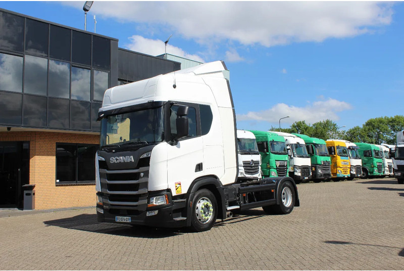 Scania R450 * RETARDER * 4X2 * - Vilcējs: foto 1 Scania R450 * RETARDER * 4X2 * - Vilcējs: foto 1