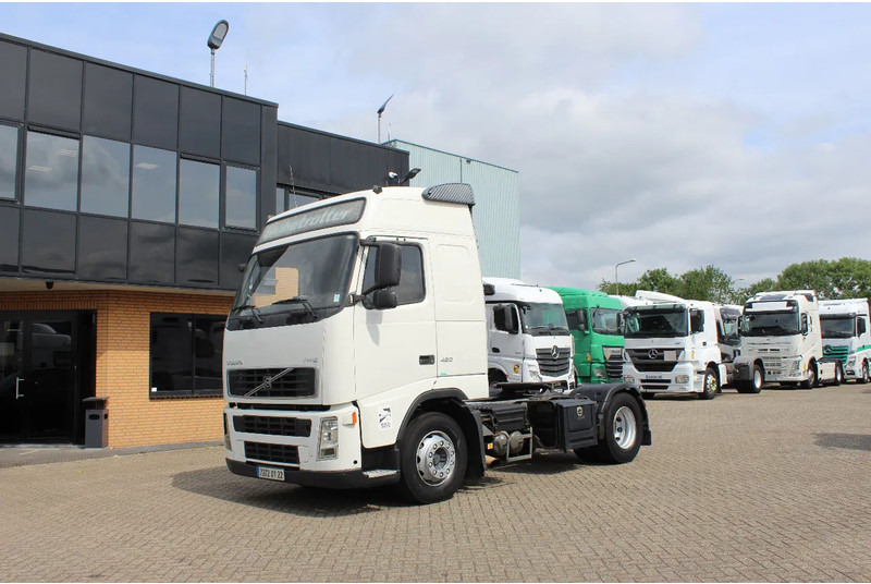 Volvo FH 12.420 * MANUAL * 4X2 * - Vilcējs: foto 1 Volvo FH 12.420 * MANUAL * 4X2 * - Vilcējs: foto 1