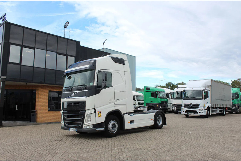 Volvo FH 13.500 * EURO6 * 4X2 * - Vilcējs: foto 1 Volvo FH 13.500 * EURO6 * 4X2 * - Vilcējs: foto 1