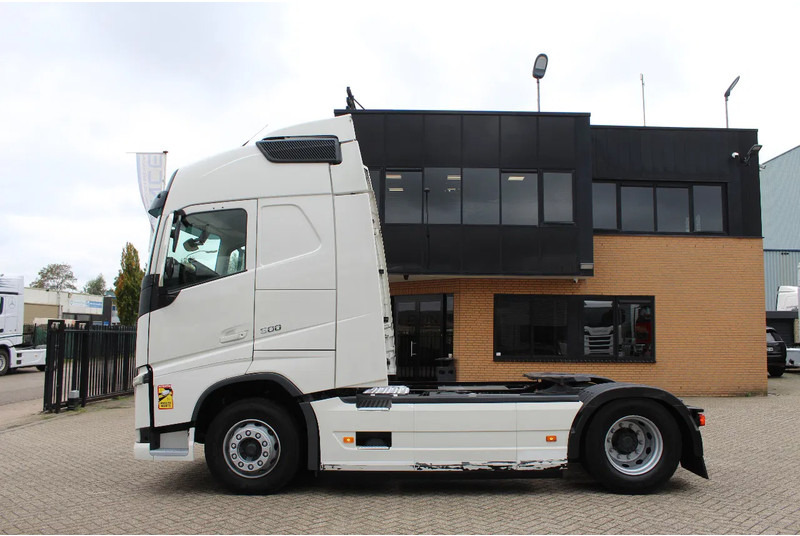 Volvo FH 13.500 * EURO6 * 4X2 * - Vilcējs: foto 2 Volvo FH 13.500 * EURO6 * 4X2 * - Vilcējs: foto 2