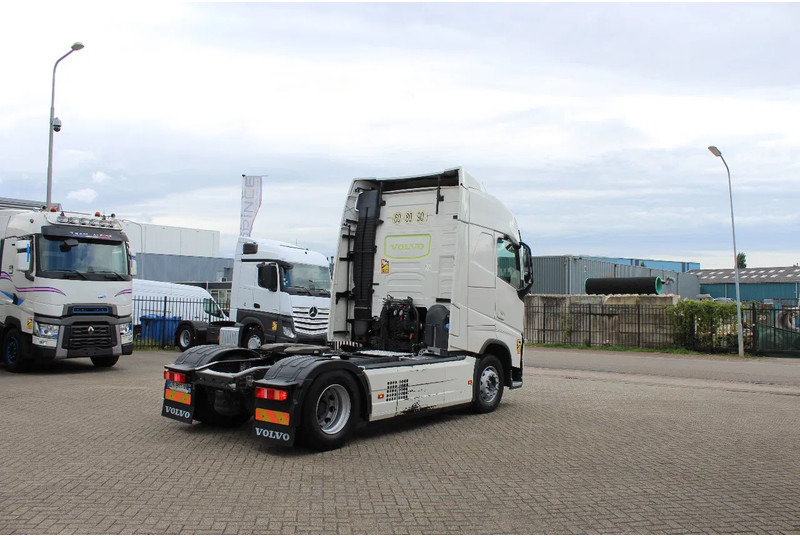 Volvo FH 13.500 * EURO6 * 4X2 * - Vilcējs: foto 5 Volvo FH 13.500 * EURO6 * 4X2 * - Vilcējs: foto 5