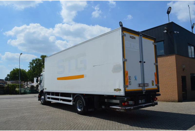 Volvo FE 260 * EURO5 * CARRIER SUPRA SILENT 950 MT * 4X2 * - Kravas automašīna refrižerators: foto 3 Volvo FE 260 * EURO5 * CARRIER SUPRA SILENT 950 MT * 4X2 * - Kravas automašīna refrižerators: foto 3