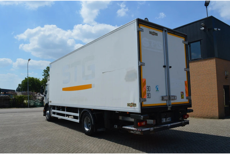 Volvo FE 260 * EURO5 * CARRIER SUPRA SILENT 950 MT * 4X2 * - Kravas automašīna refrižerators: foto 4 Volvo FE 260 * EURO5 * CARRIER SUPRA SILENT 950 MT * 4X2 * - Kravas automašīna refrižerators: foto 4