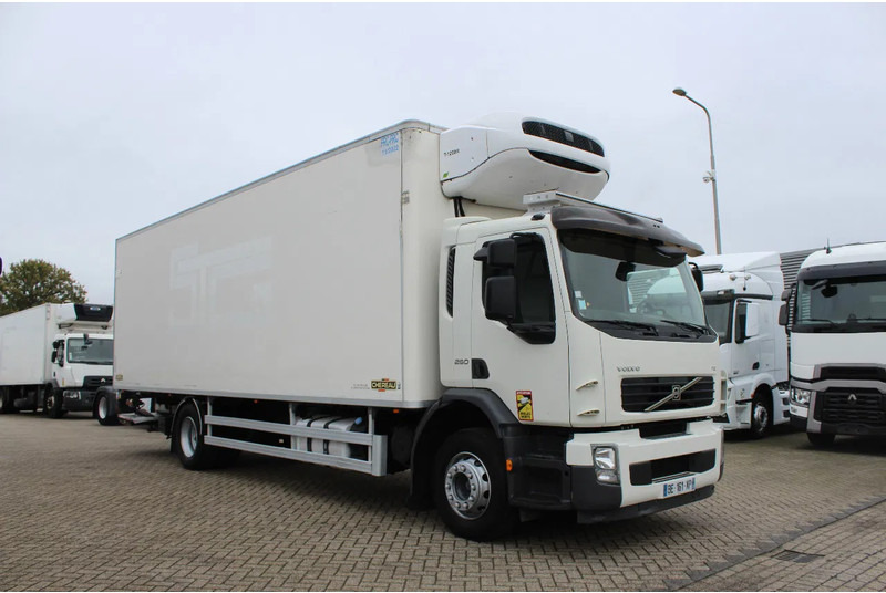 Volvo FE 260 * EURO5 * THERMO KING T-1200R * 4X2 * - Kravas automašīna refrižerators: foto 4 Volvo FE 260 * EURO5 * THERMO KING T-1200R * 4X2 * - Kravas automašīna refrižerators: foto 4