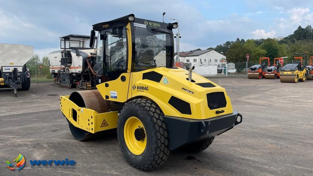 Bomag BW 177 D-5 - Vibrorullis: foto 4 Bomag BW 177 D-5 - Vibrorullis: foto 4