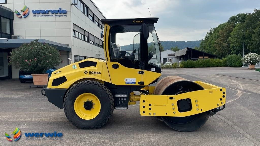 Bomag BW 177 D-5 - Vibrorullis: foto 1 Bomag BW 177 D-5 - Vibrorullis: foto 1
