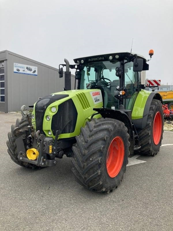 Claas Arion 630 - Traktors: foto 1 Claas Arion 630 - Traktors: foto 1