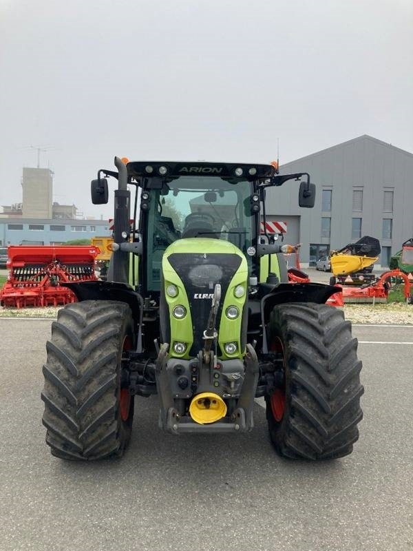 Claas Arion 630 - Traktors: foto 2 Claas Arion 630 - Traktors: foto 2