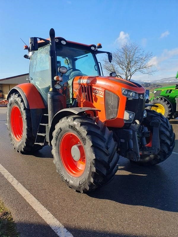 Kubota M7171 High End - Traktors: foto 1 Kubota M7171 High End - Traktors: foto 1
