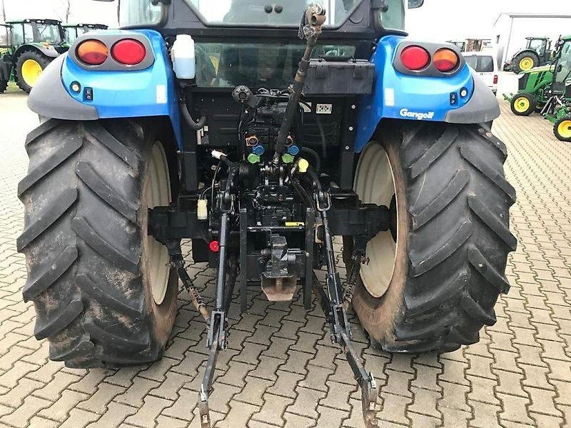 New Holland T4.85 - Traktors: foto 5 New Holland T4.85 - Traktors: foto 5