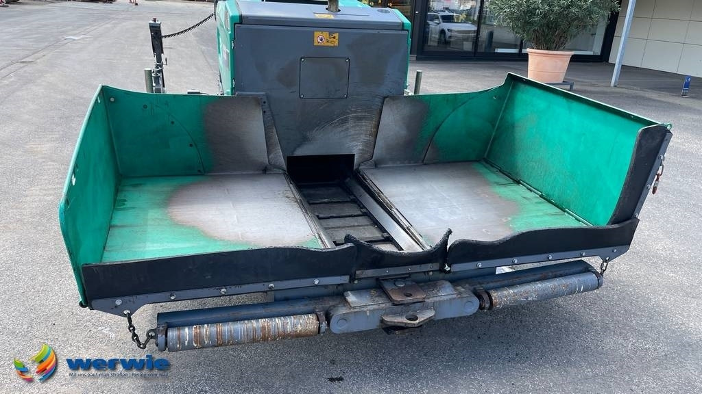 Vögele Super 800i - Asfalta klājējs: foto 4 Vögele Super 800i - Asfalta klājējs: foto 4
