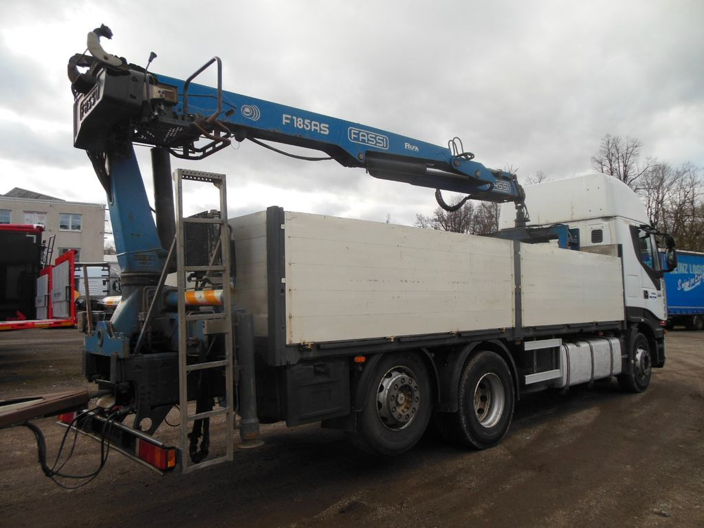 Iveco STRALIS AS 260S45, 6X2, MANUELL, FASSI F185 - Bortu kravas automašīna/ Platforma, Kravas auto ar manipulatoru: foto 3 Iveco STRALIS AS 260S45, 6X2, MANUELL, FASSI F185 - Bortu kravas automašīna/ Platforma, Kravas auto ar manipulatoru: foto 3